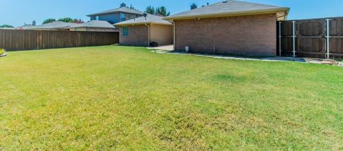 541 Rothschild Ln, Plano TX  75094-3621 exterior