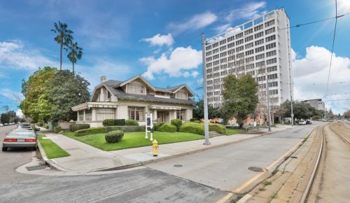 651 1st St, San Jose, CA 95113-2809