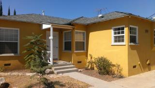 1323 Chapman Ave, Orange CA  92866-2218 exterior