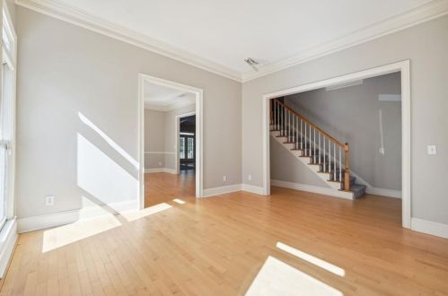 3048 Lanier Dr, Atlanta GA  30319-2748 exterior