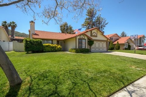 45461 Piute St, Temecula, CA 92592-5762