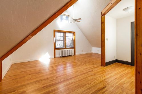 369 Brimhall St, Saint Paul MN  55105-2504 exterior