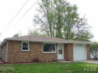 2003 State St, Pekin, IL 61554-3926