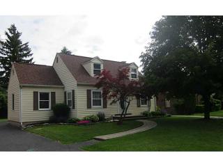 208 Dover Rd, Springfield, OH 45504-1104