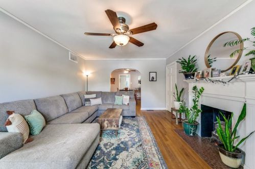 5834 Goodwin Ave, Dallas TX  75206-6106 exterior