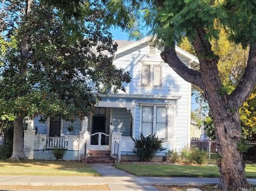 419 Wellington Ave, Santa Ana, CA 92701-3846