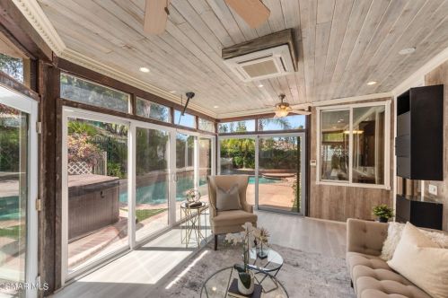 531 Granite Hl St, Simi Valley CA 93065-0608 exterior