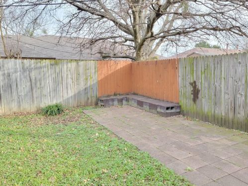 717 Lemons St, Cedar Hill TX 75104-7933 exterior