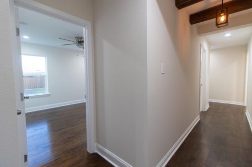 1624 Elizabeth Dr, Garland TX 75042-8421 exterior