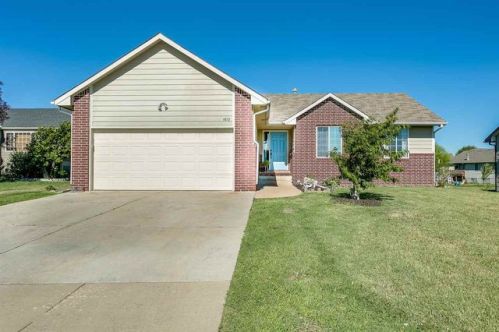 1612 Winterset Cir, Goddard, KS 67052-8485