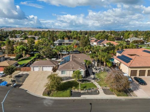 27843 Gerhart Ln, Tracy, CA 95304-8173
