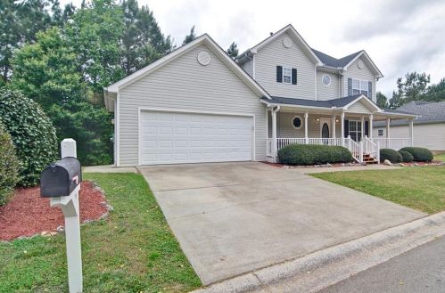 1071 Whispering Woods Dr, Holly Springs, GA 30114-2231