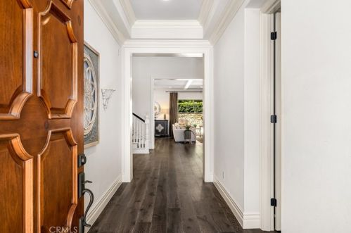 22 Shadybend, Irvine CA  92602-0844 exterior