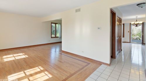 304 Beaver Xing, Oswego, IL 60543-8652