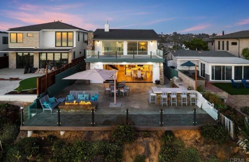 294 Neptune Ave, Encinitas, CA 92024-2518