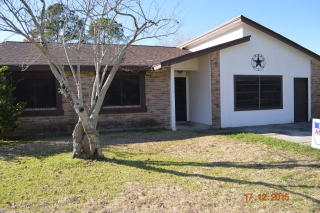 53 Wagon Ln, Angleton TX  77515-2726 exterior
