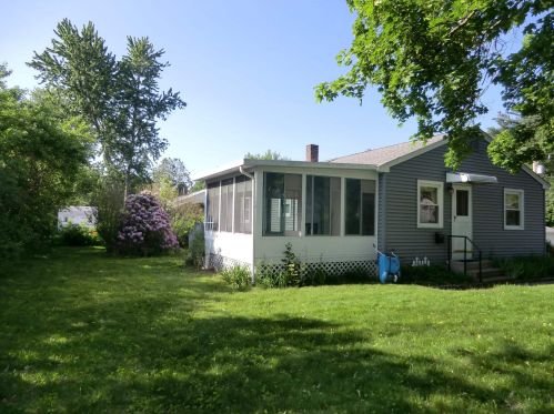 50 Tufts Dr, Nashua, NH 03064-1713