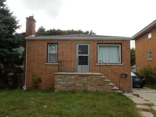 4048 Gage Ave, Lyons, IL 60534-1406