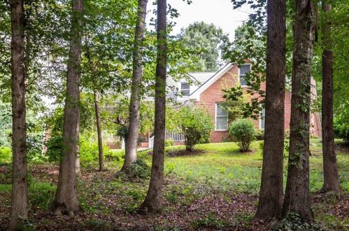 336 Oconee Ln, Commerce, GA 30529-4140
