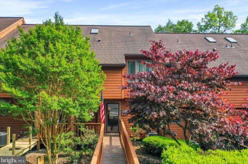 106 Tecumseh Trl, Hedgesville WV  25427-3859 exterior