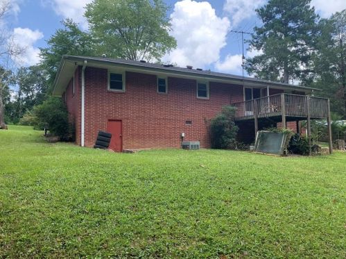 1039 Pine St, Conyers GA  30012-4578 exterior