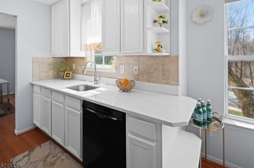 5 Garfield Way, Princeton NJ  08540-1669 exterior