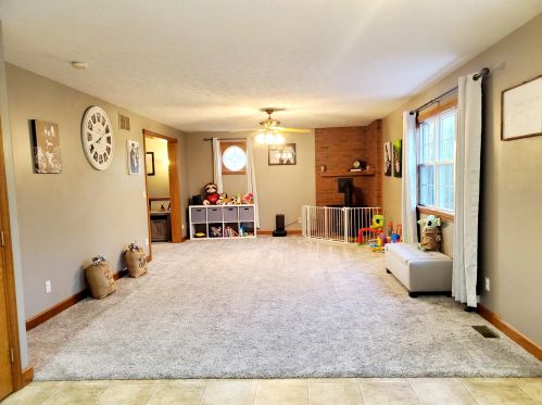 3598 Heatherwood Ave, Springfield OH  45503-5307 exterior