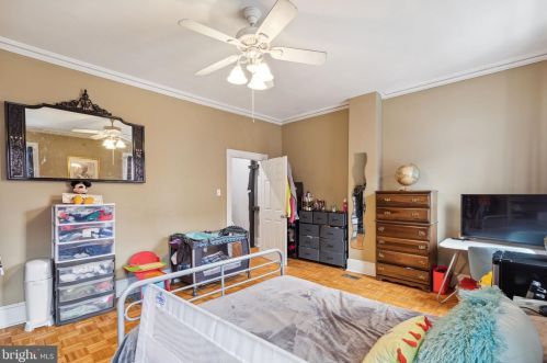 627 16th St, Philadelphia PA  19130-3415 exterior