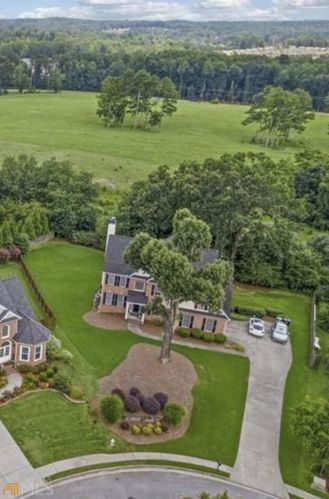 2905 Ivy Brook Ln, Buford, GA 30519-7918