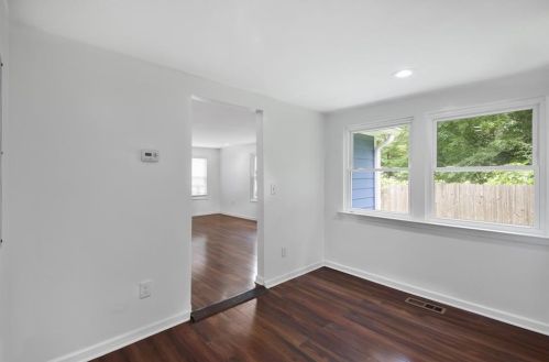 847 Hargis St, Atlanta GA  30315-8606 exterior