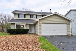 898 Springhill Cir, Naperville IL  60563-3374 exterior