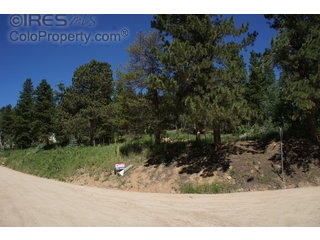 1071 Mountain Meadows Dr, Arvada, CO 80422-4529