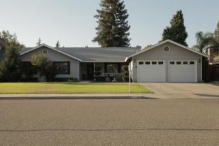 2710 Feemster Ave, Visalia, CA 93292-5652