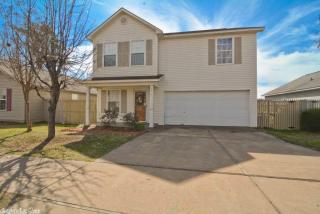 111 Village Dr, Benton, AR 72015-4403
