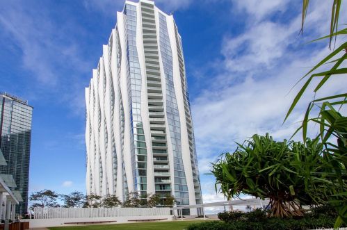 1000 Auahi St, Honolulu HI  96814-4105 exterior