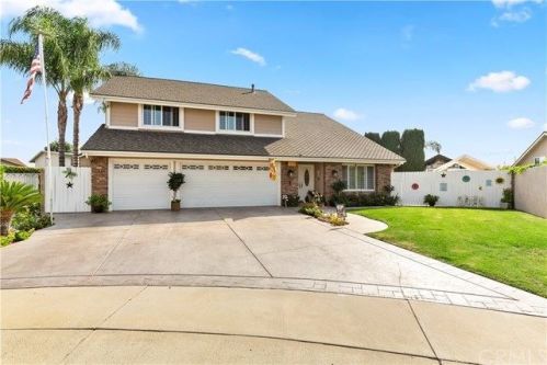 330 Lassen Cir, Placentia, CA 92870-1422