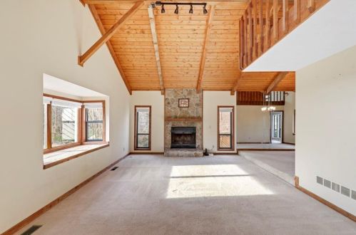 2736 Tritt Springs Dr, Marietta, GA 30062-5273