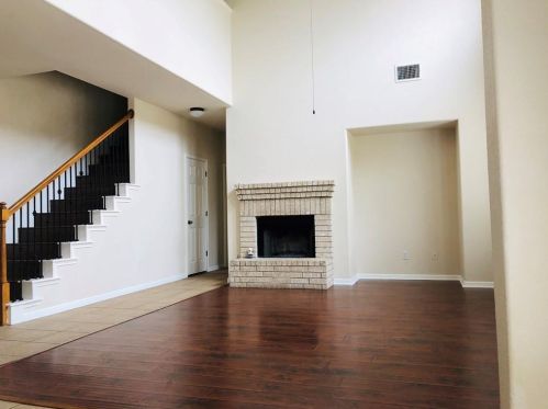 13000 Appaloosa Chase Dr, Austin TX  78732-1973 exterior