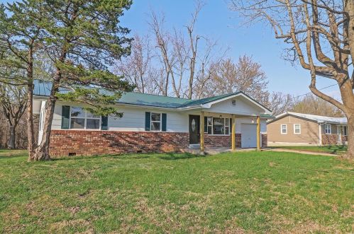 616 Acre Dr, Swedeborg, MO 65556-8321