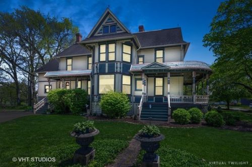622 Chapel St, Ottawa, IL 61350-3006