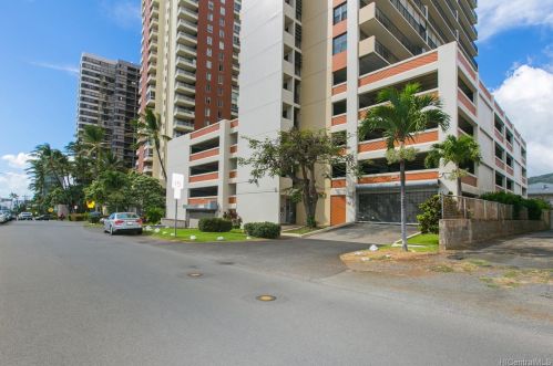 2754 Kuilei St, Honolulu HI  96826-3427 exterior