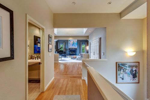 913 Ventura Way, Mill Valley, CA 94941-4128