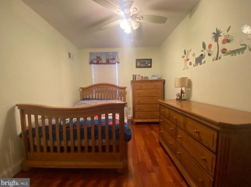 2817 13 St, Philadelphia PA  19133-1208 exterior