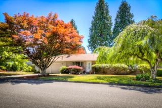 10515 194th St, Bothell, WA 98011-3042