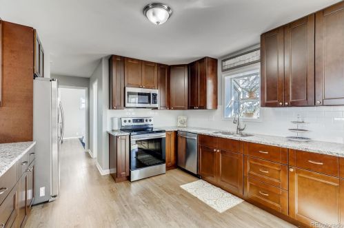 1652 Grape St, Denver CO 80220-1349 exterior