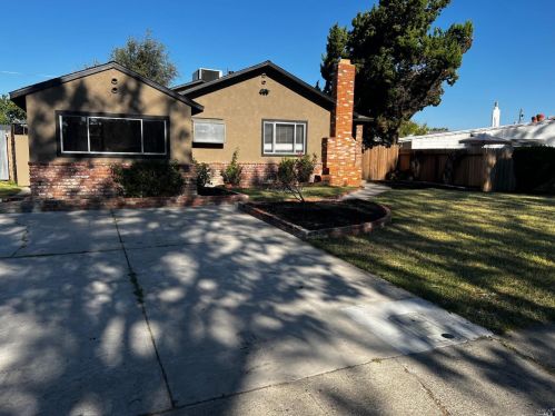 144 5th St, Rio Vista, CA 94571-1635