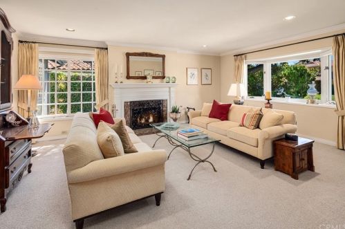 28614 Covecrest Dr, Palos Verdes Estates, CA 90275-3323