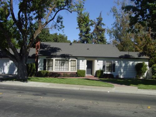 901 La Loma Ave, Modesto, CA 95354-1429
