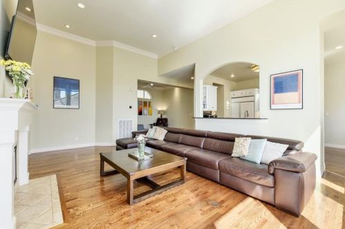 5903 Cane Pace, Austin TX  78746-1167 exterior