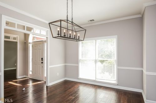 4645 Waterford Dr, Suwanee GA  30024-1459 exterior